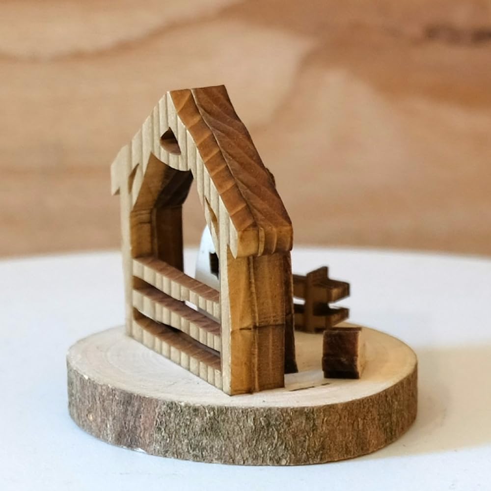Kaltner Präsente Geschenkidee - Holz-Weihnachtskrippe Miniatur auf Rindenscheibe Jesus, Maria und Kind, Krippen Deko Weihnachten (Höhe 5 cm)
