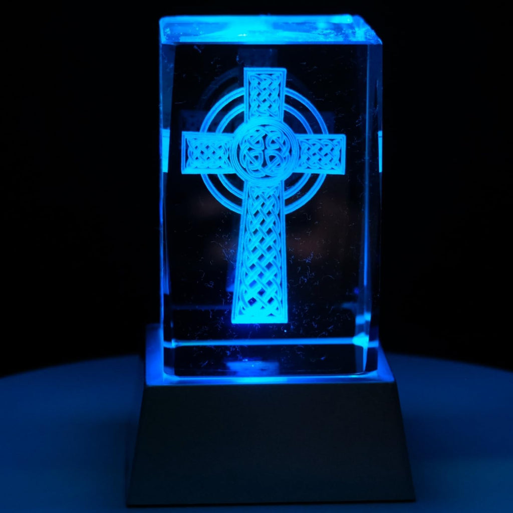 Kaltner Präsente Stimmungslicht - Das perfekte Geschenk: LED Kerze / 3D Kristall Glasblock/Kelten Kreuz, Wikinger Deko, Wolfszahn, Keltisches Kreuz, Keltischer Knoten, Viking